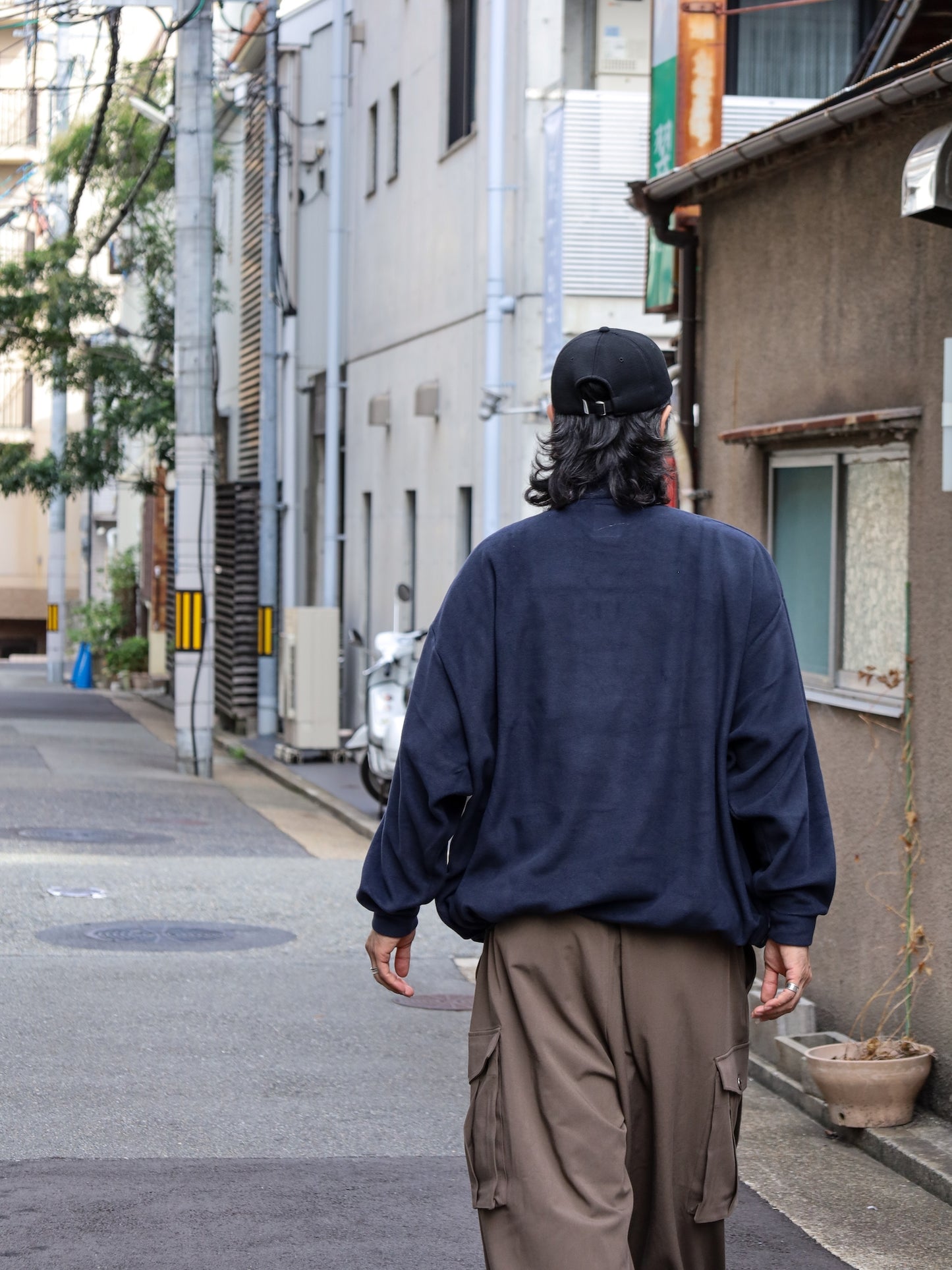 TURTLE FLEECE LS TEE / Navy