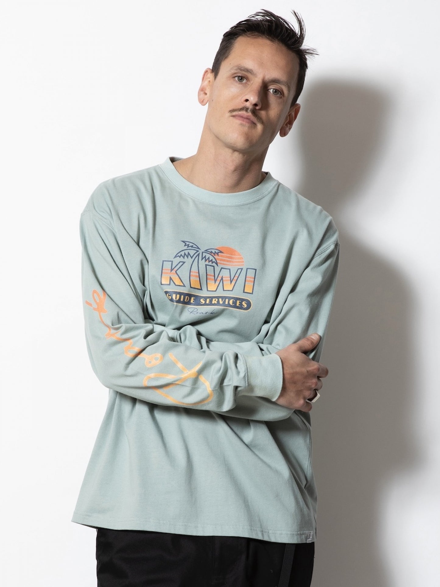 "NZ TOURIST" L/S TEE / Slate blue