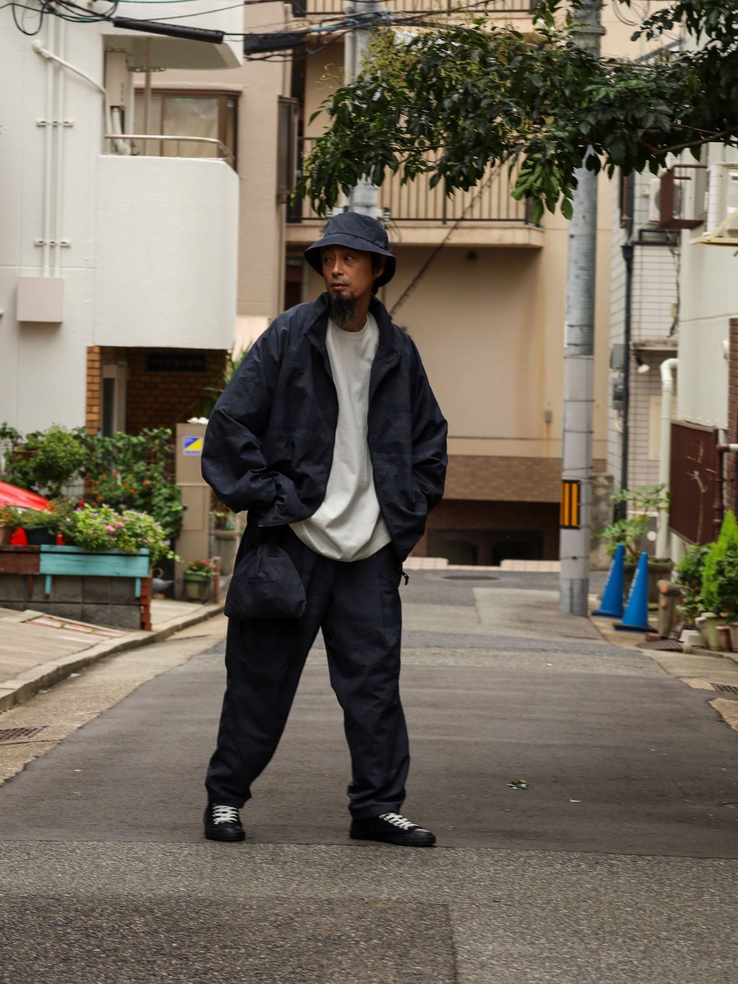 WINDBREAKER JACKET (REAL TREE CAMO) / Black tree camo