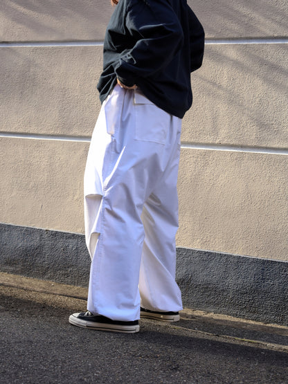 PARACHUTE PANTS / White