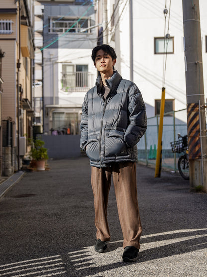 MOUNTAIN PACKABLE VOLUME DOWN JACKET / Dark gray