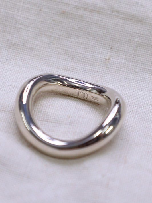S925 CURVE RING / Silver