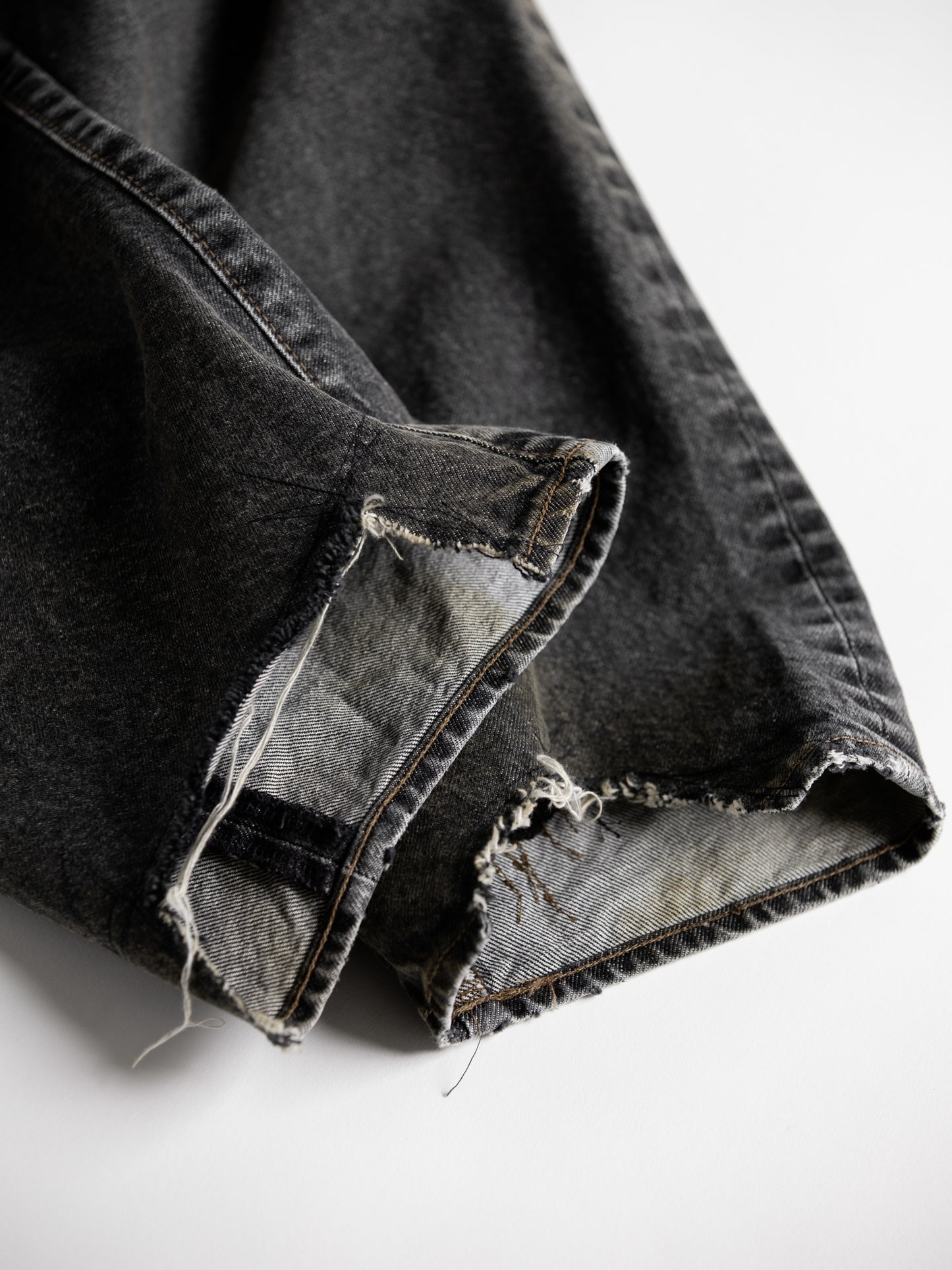 REGULAR TAPERED REMAKED 5P BLACK DENIM PANTS / Black(remake)