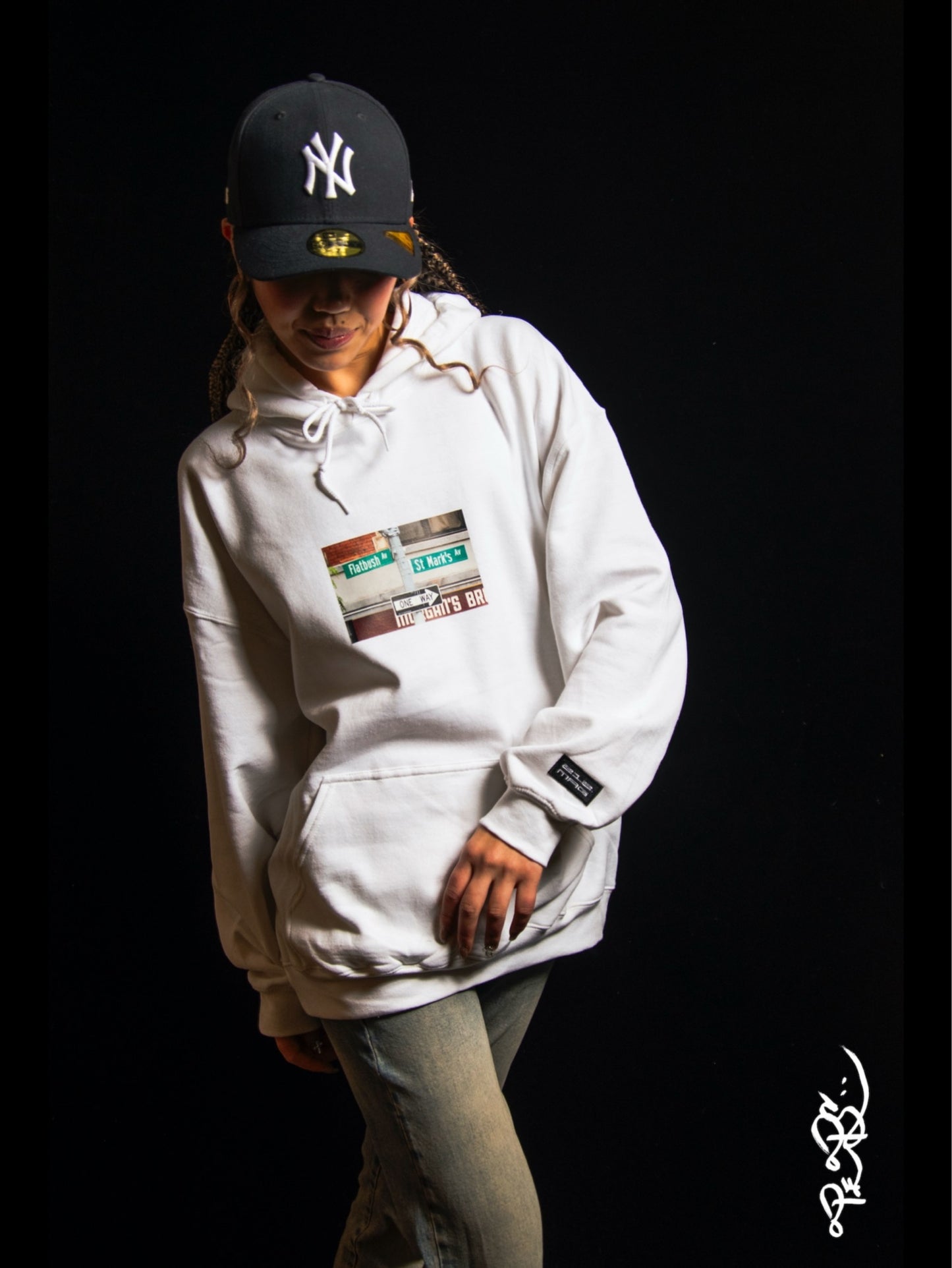 【212.MAG×fulton】FLATBUSH HOODY / White