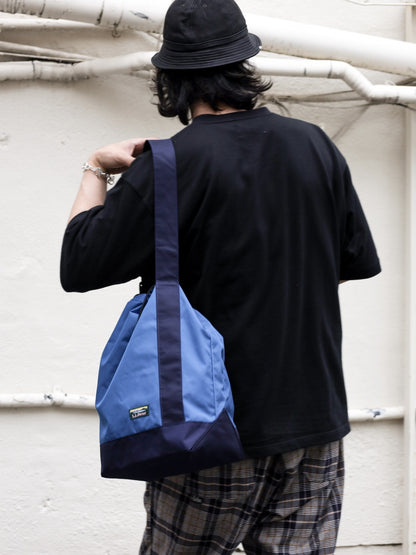 LIGHTWEIGHT CYLINDER TOTE WITH POCKET / 3colors