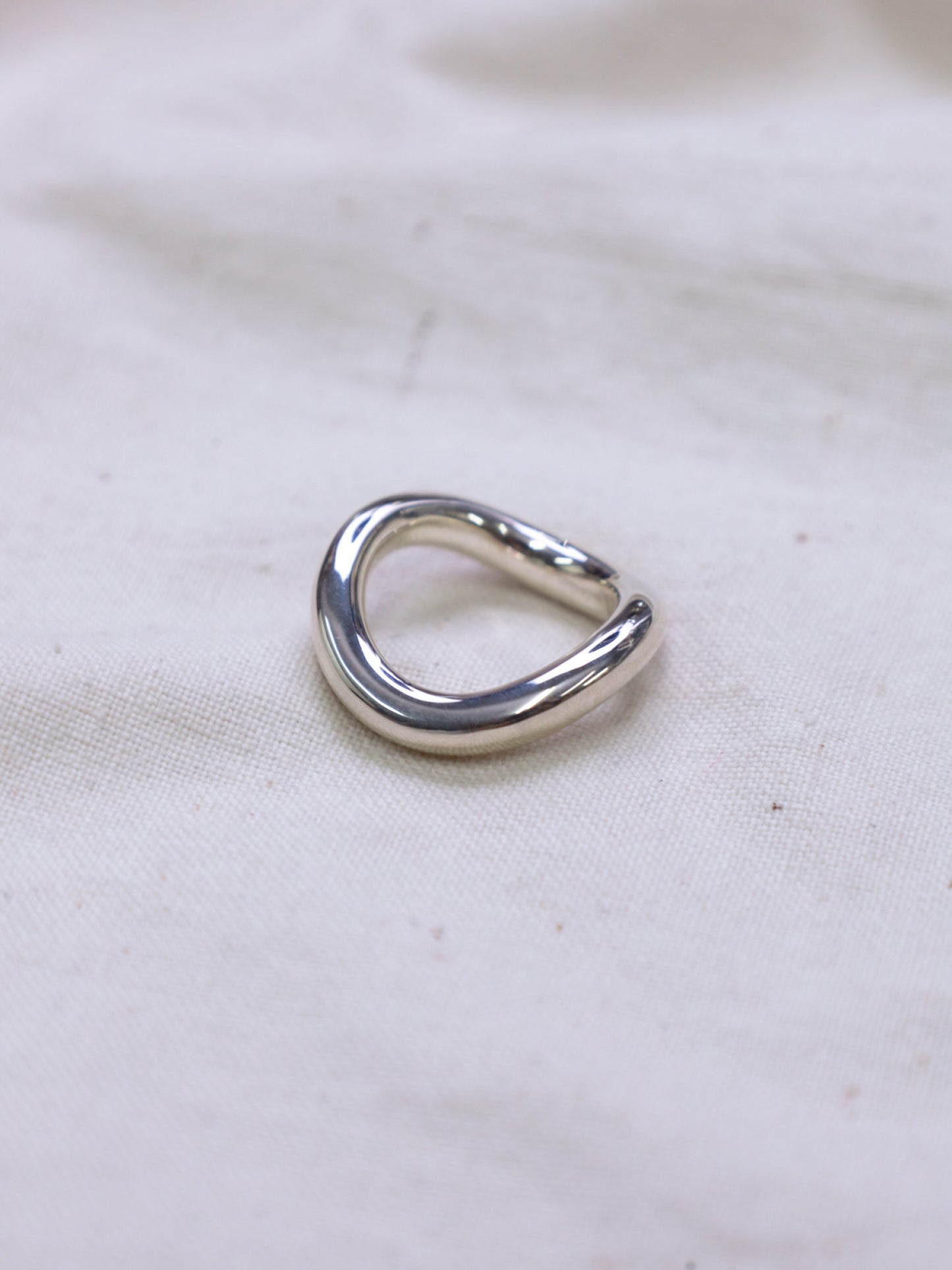 S925 CURVE RING / Silver