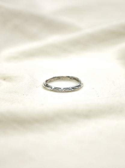 NAVAJO RING / Narrow