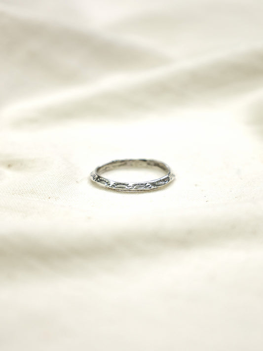 NAVAJO RING / Narrow