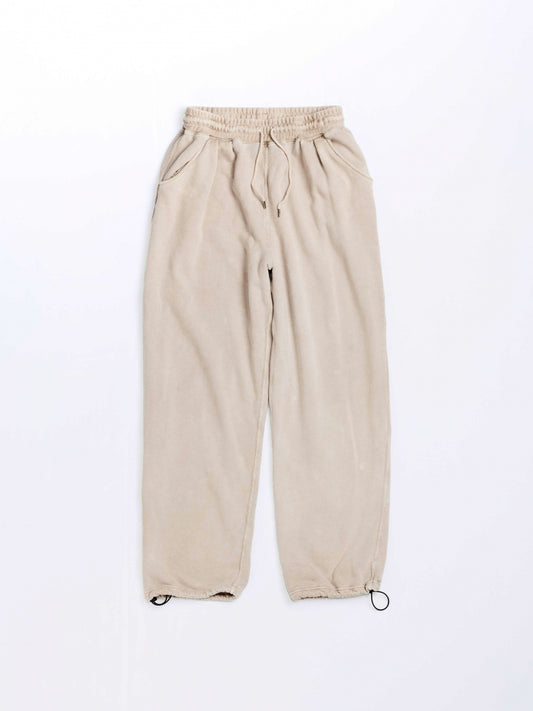 PIGMENT DYED TUCK WIDE SWEAT PANTS / Beige